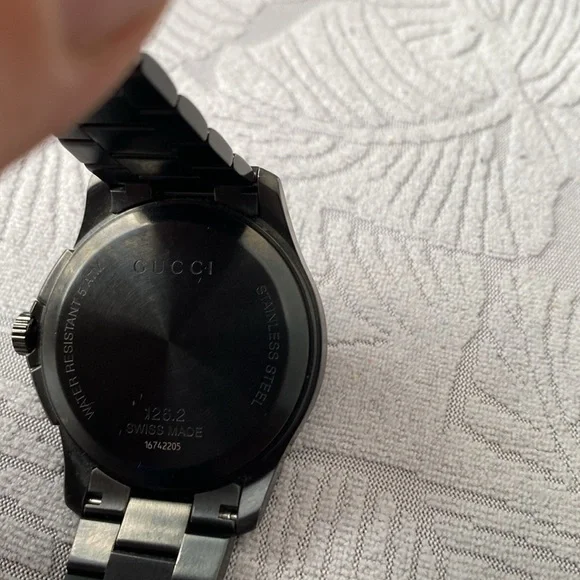 Gucci Mens Watch G-Timeless